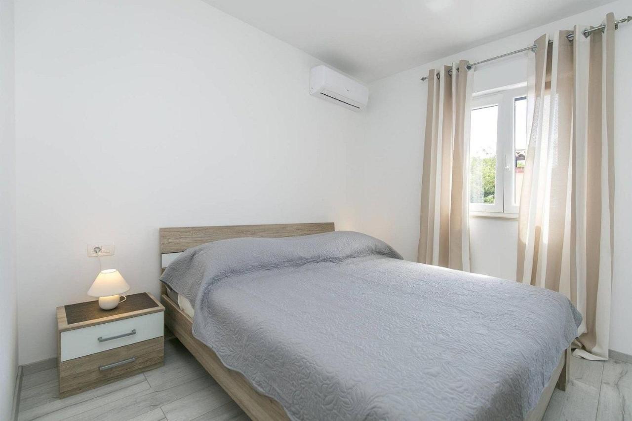 Apartmani Astrid Рабац Экстерьер фото
