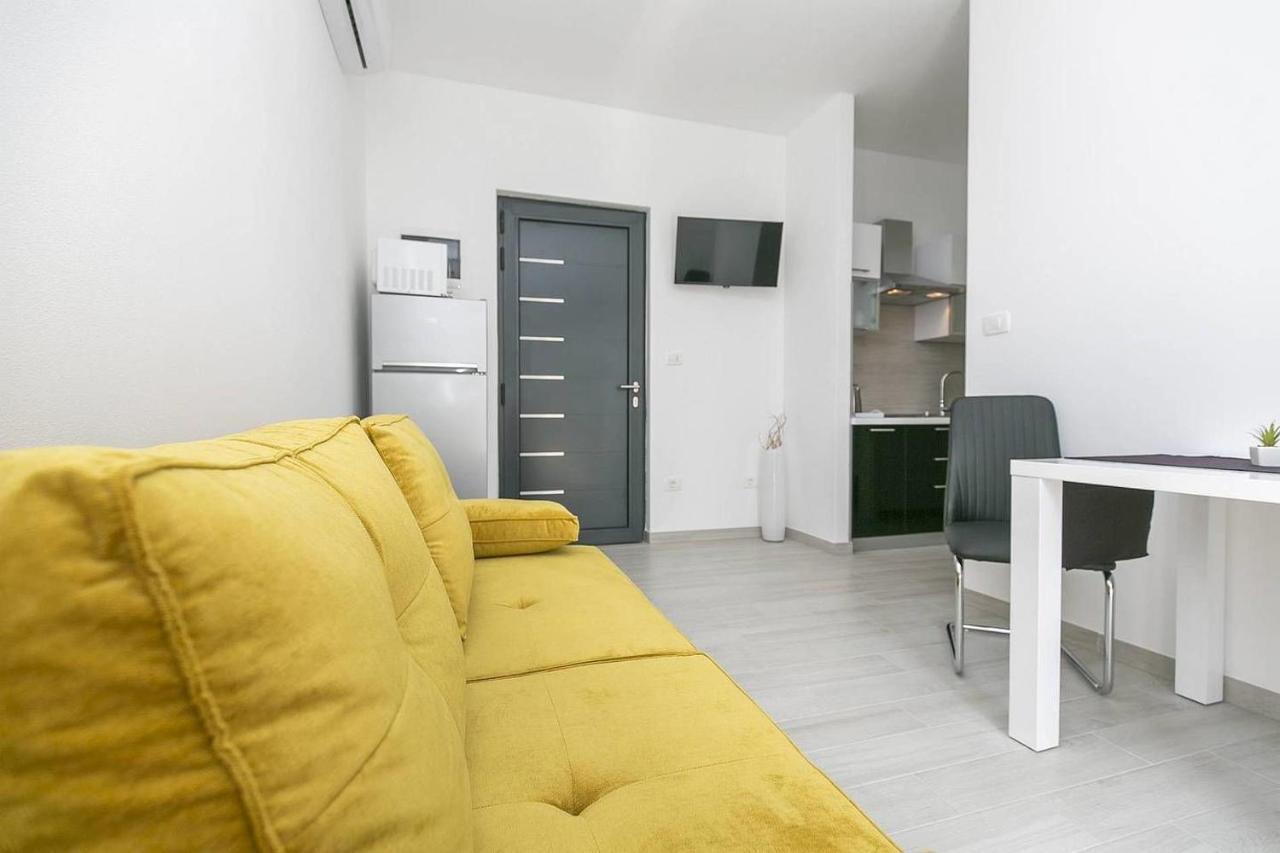 Apartmani Astrid Рабац Экстерьер фото